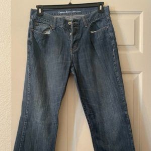 Guess Jeans Montara Men's Size 33 x 32  NICE! Stone washed Denim Relaxed